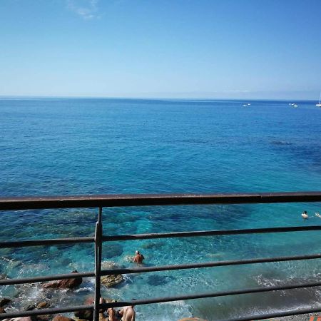 Apartamento La Terrazza Sul Mare ☆☆☆☆☆ Monterosso Monterosso al Mare Exterior foto